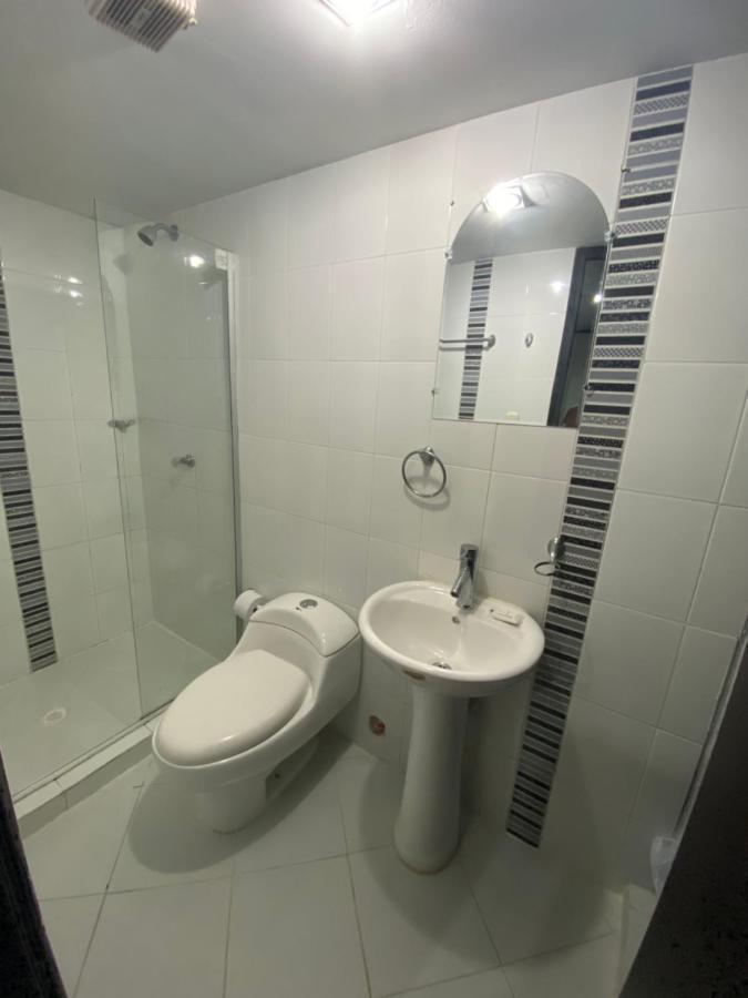 Hotel Estefania Princess 84 バランキージャ エクステリア 写真