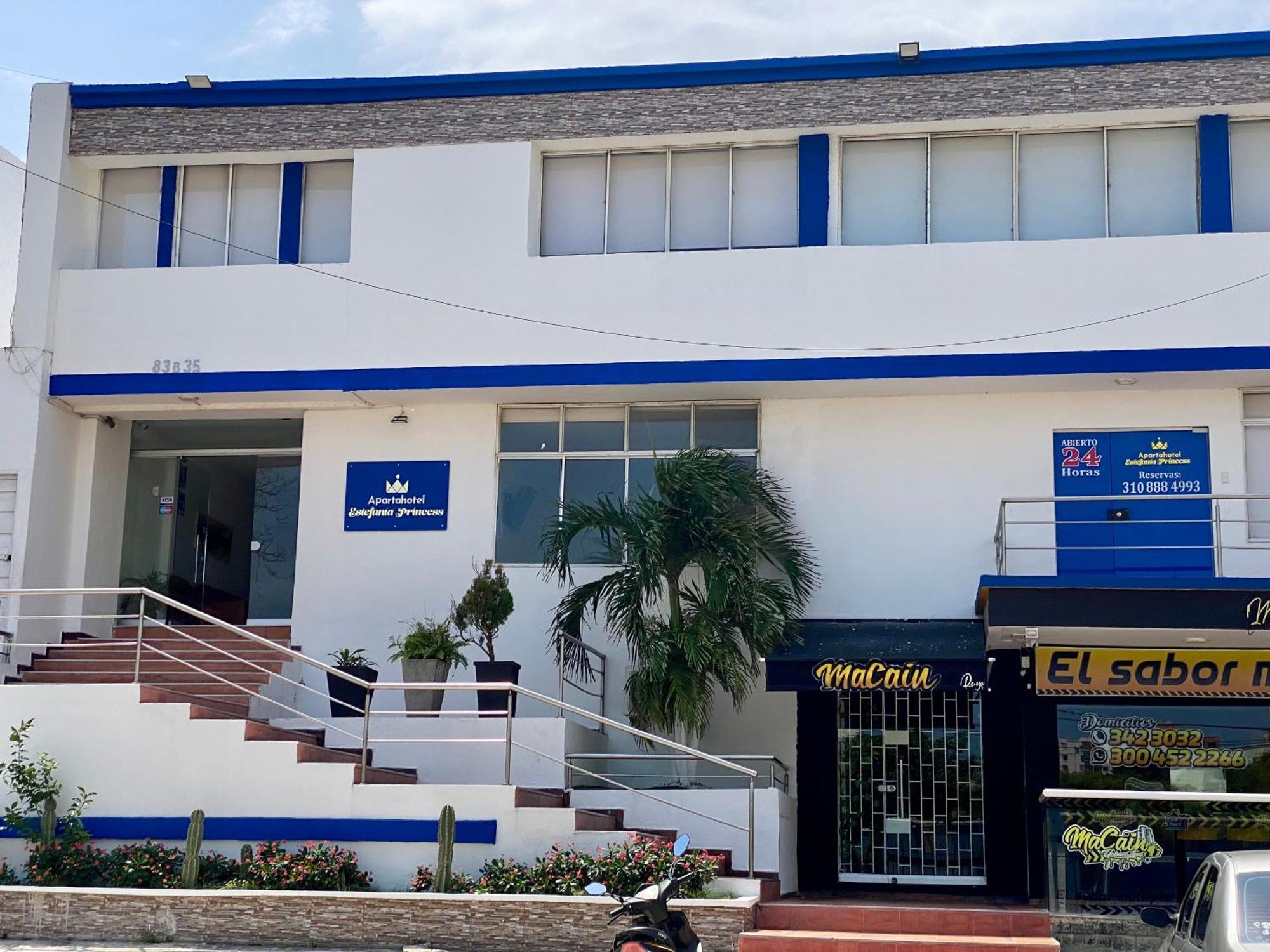 Hotel Estefania Princess 84 バランキージャ エクステリア 写真