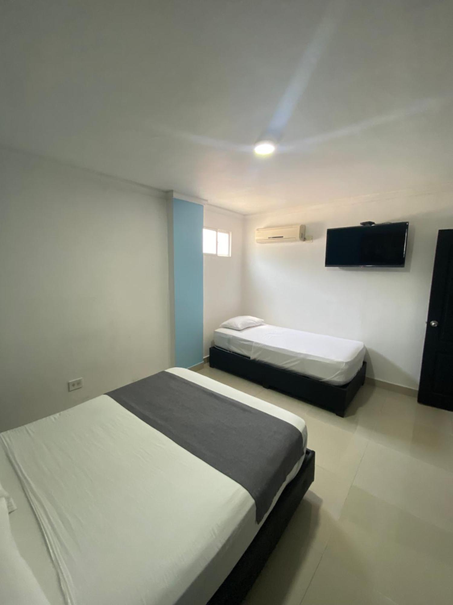 Hotel Estefania Princess 84 バランキージャ エクステリア 写真